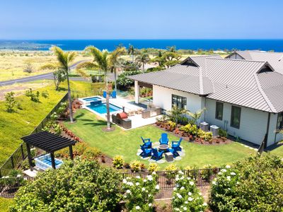 PiH: Blue Serenity~ Waterslide, eBikes, Golf clubs