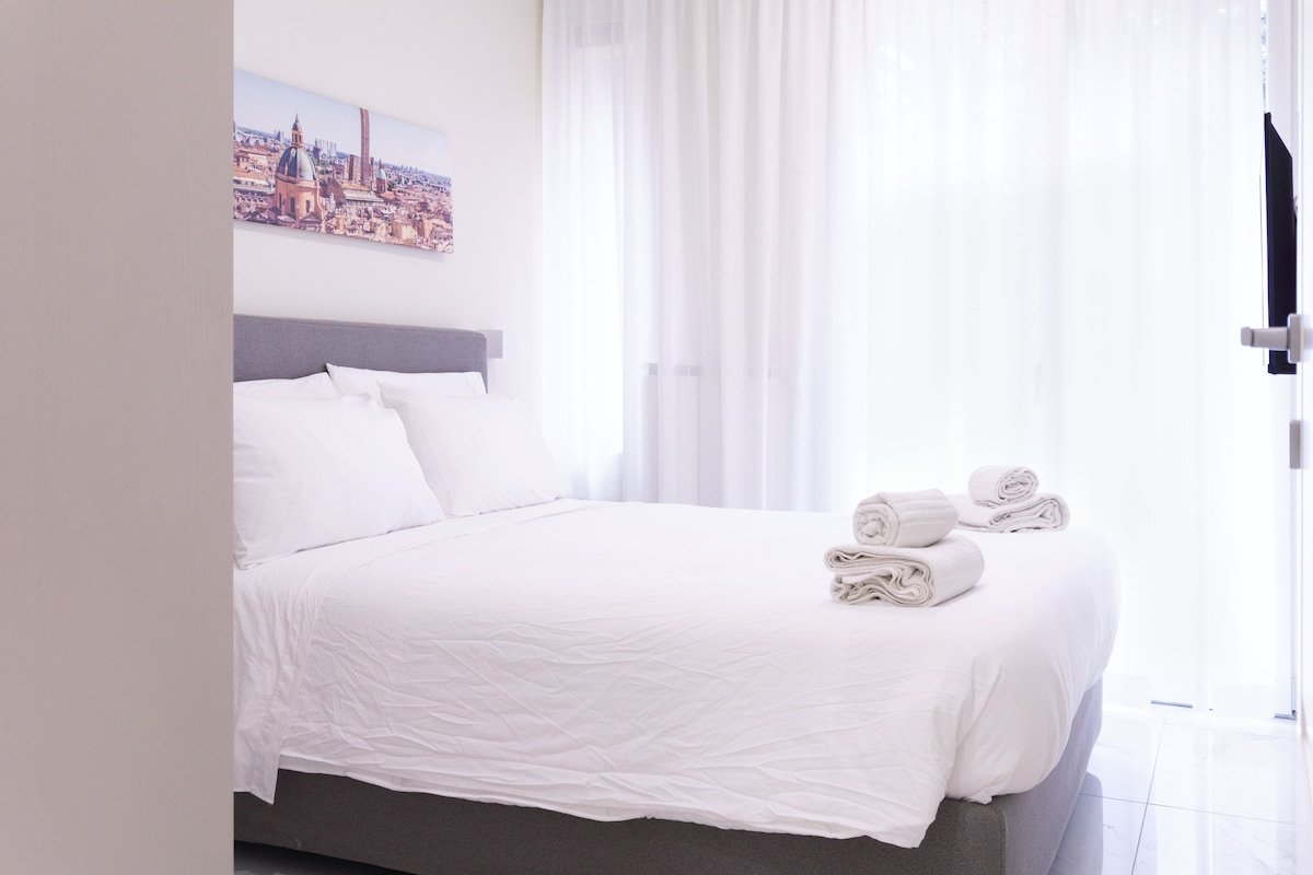 Marconi 34 / Luxurious Condo in Old Town Bologna gallery image 5