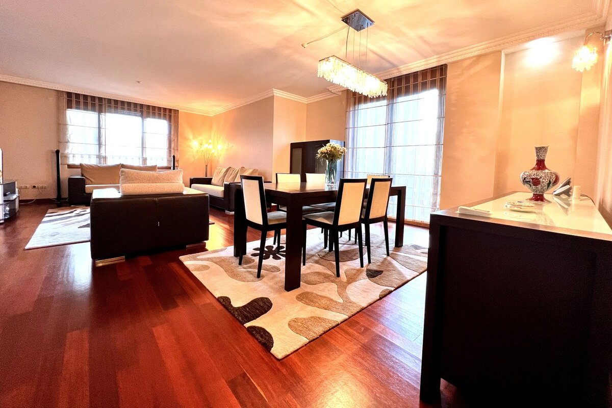 LXRY 4BR Apt 200m2 Fenerbahçe Marina 3min gallery image 5