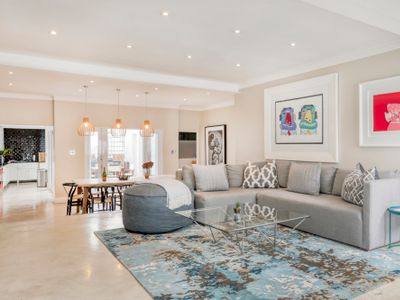 Solar-Power Green Point Village Retreat