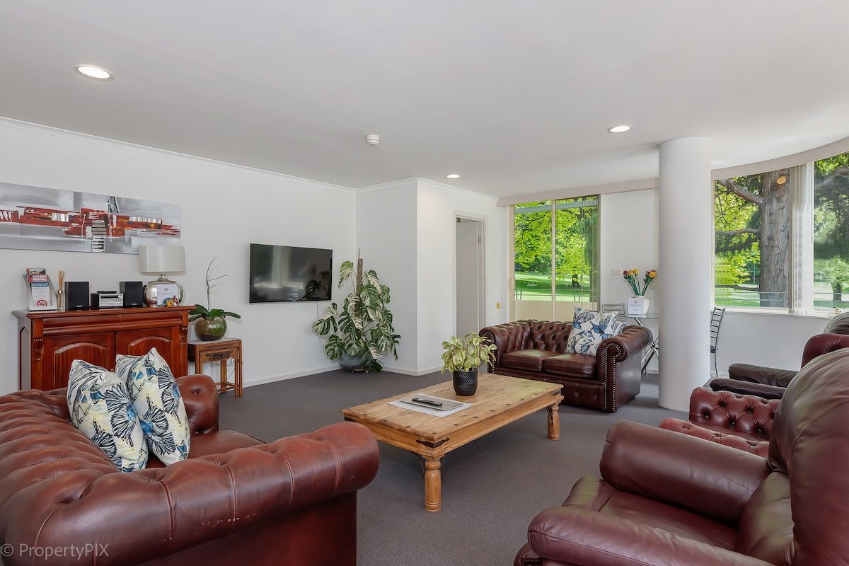 Spacious and well-appointed apartment in Salamanca gallery image 2