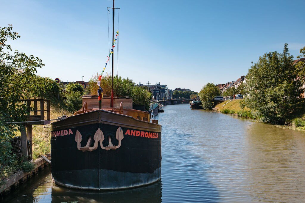 Sleeping on a boat – Ecohostel gallery image 5