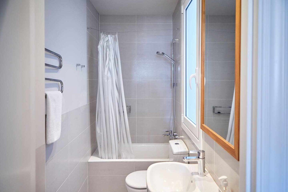 Prim Apartment by Basque Homes gallery image 5