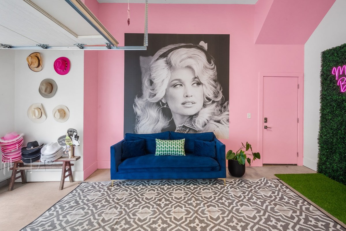 Luxe Modern Home Close to Broadway & the Gulch gallery image 3