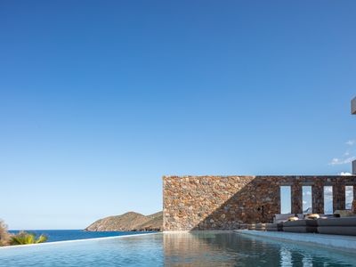 Beachfront Sanctuary w/Daily Service & Concierge