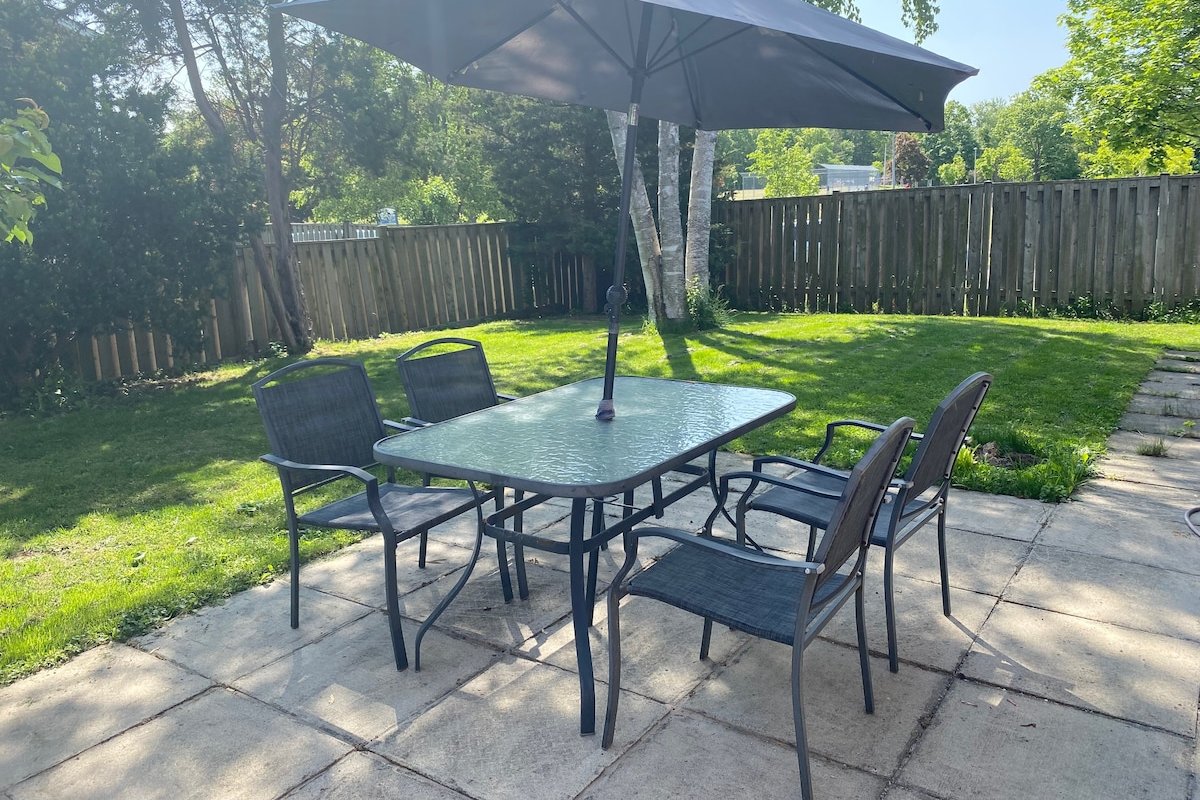 Lovely house in a nice safe community gallery image 4