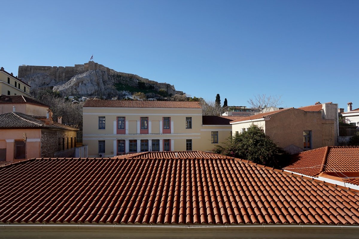 Athens authentic apt. in Plaka gallery image 2