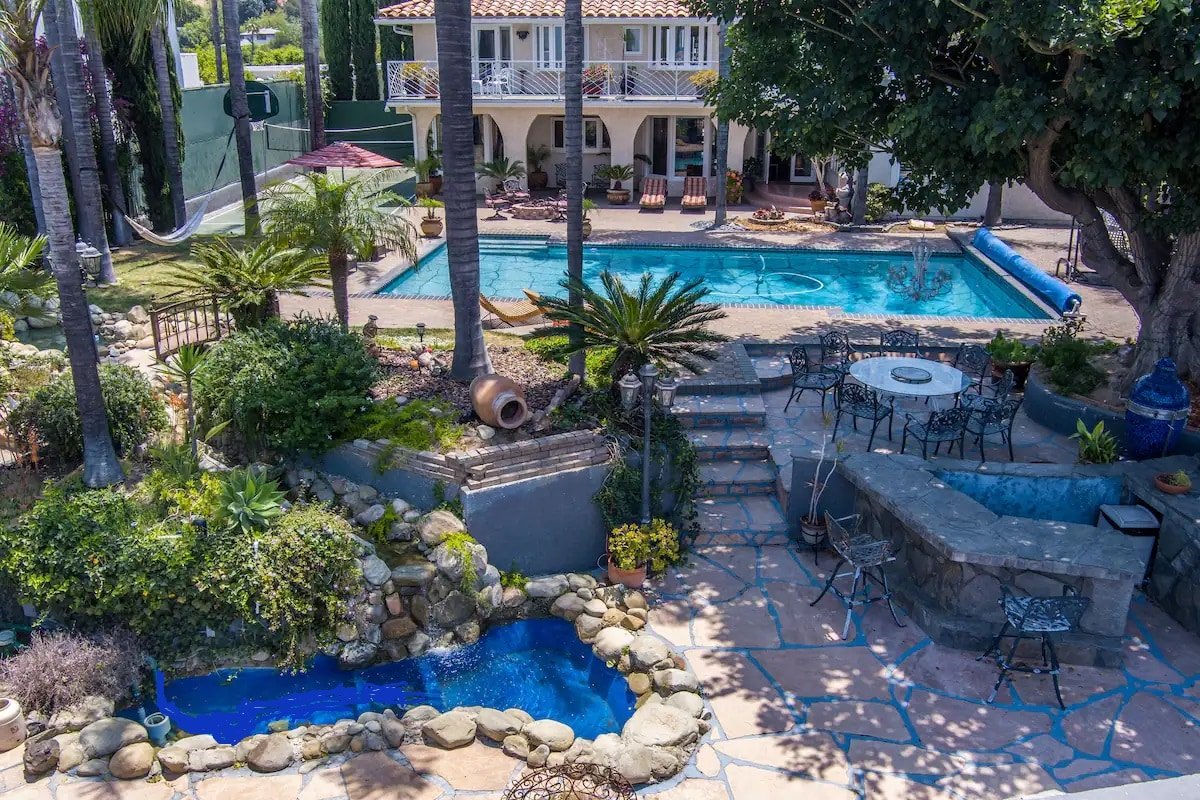 Secluded Family Hilltop Villa gallery image 5