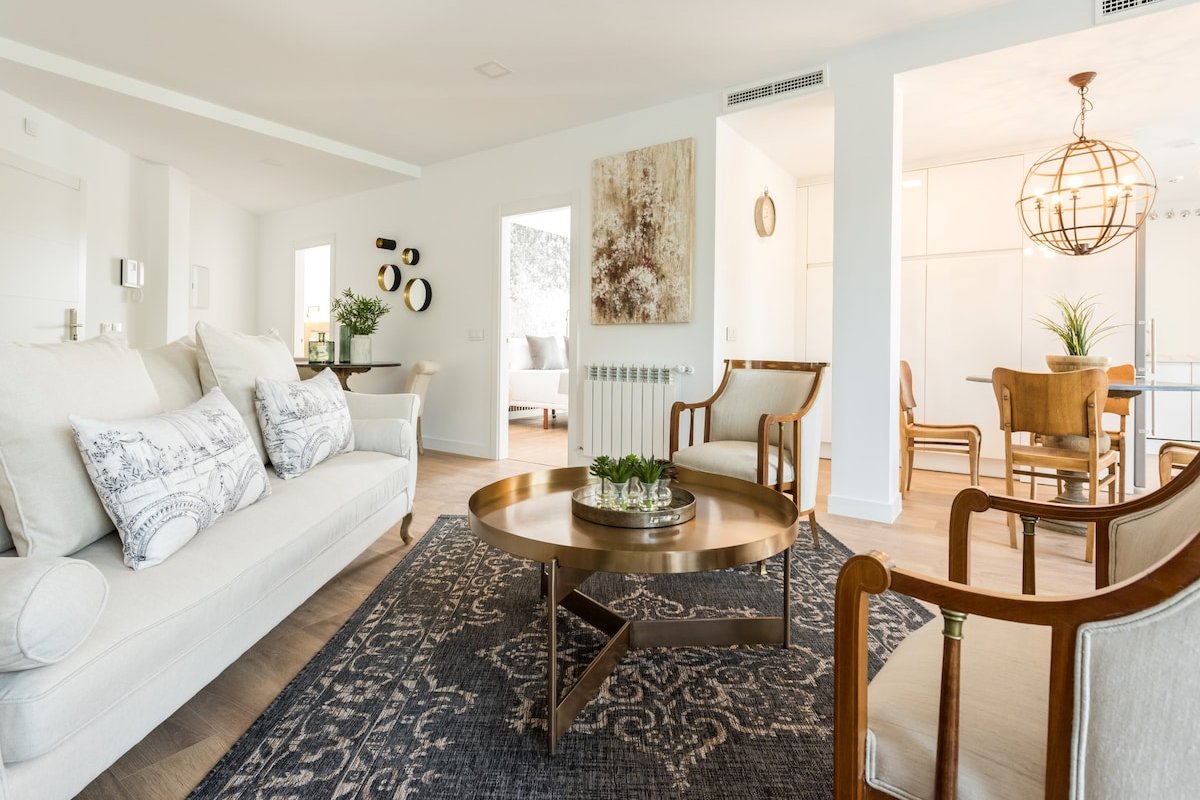 Plaza España Skyline Executive Suite Terrace gallery image 2