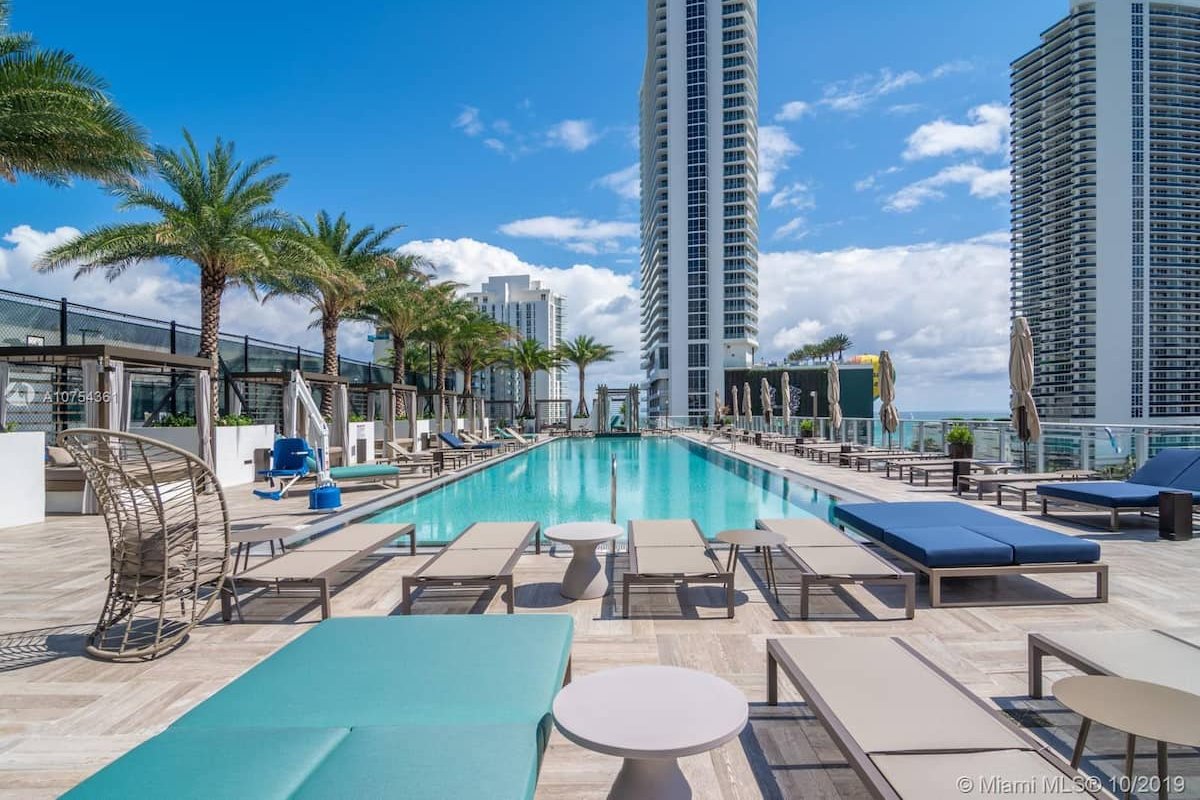 Beautiful Waterview Condo at Hyde Beach House 3104
