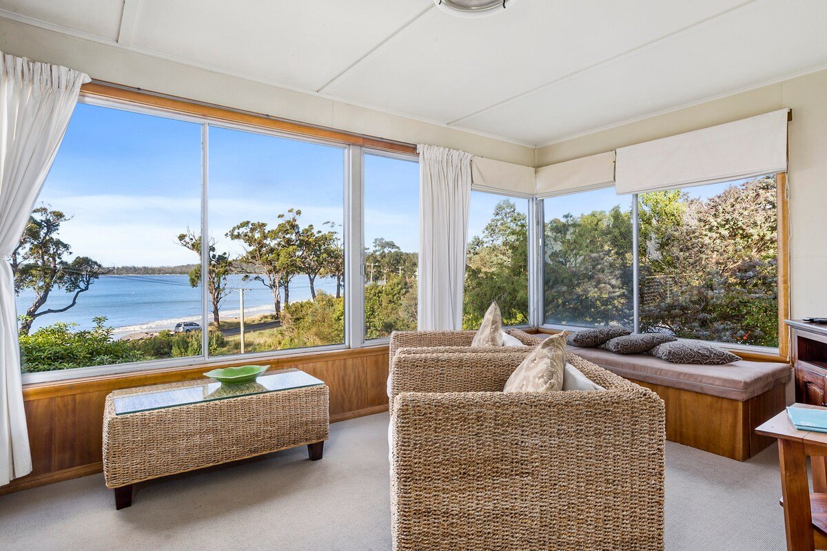 Summertime Cottage Tasmania gallery image 3