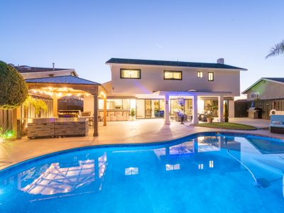 New Stunning Designer 5* Resort Private Pool &Spa