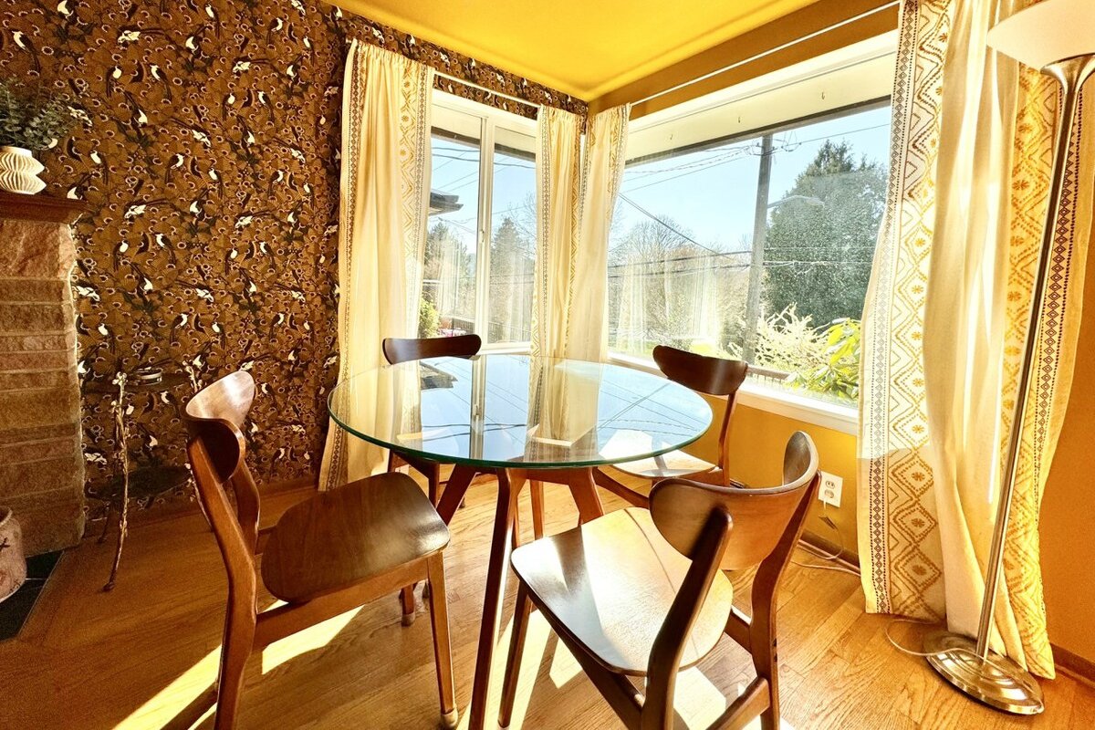 Stylish Fremont Retreat | Sleeps 8, Walk to Eats gallery image 4