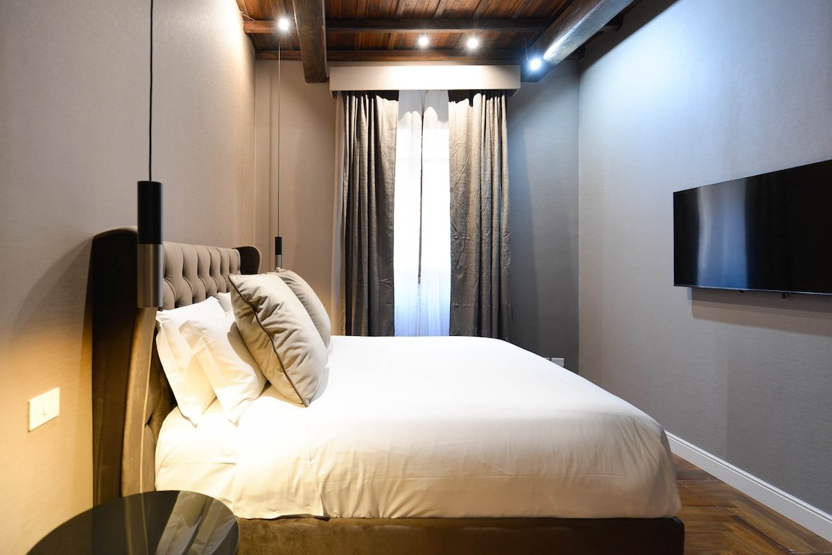 The Frattina Luxe gallery image 2