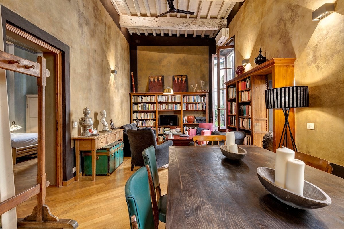 Enjoy Historic Veranda In The Heart Of Florence gallery image 4