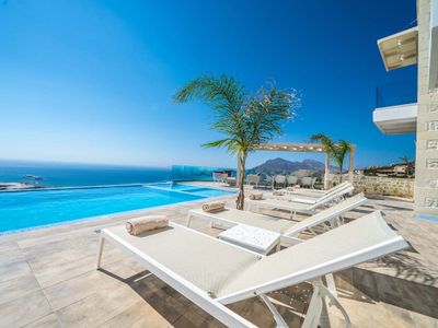 Luxury Villa with a Miraculous View