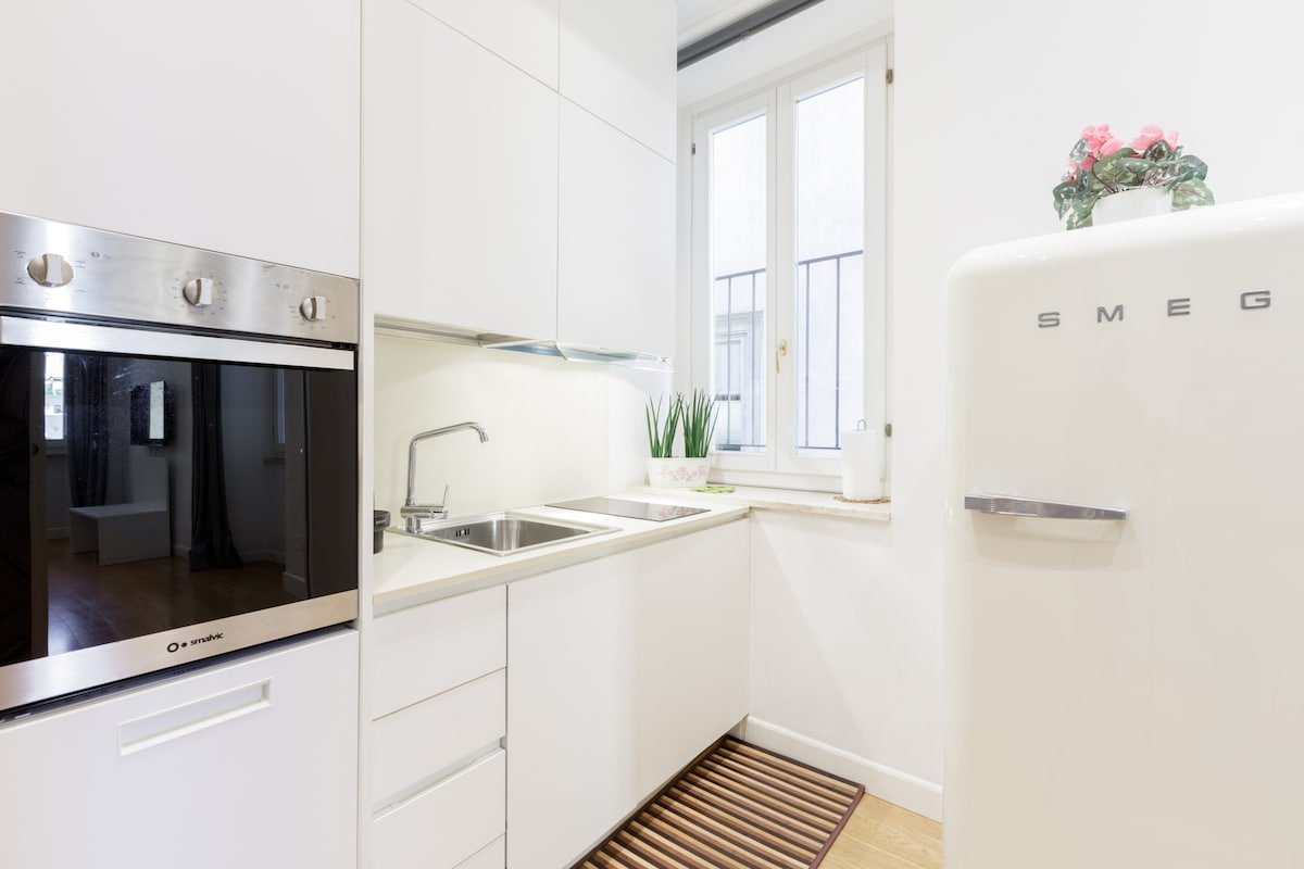 Heart of Rome – Corso 277 amazing apartment gallery image 3