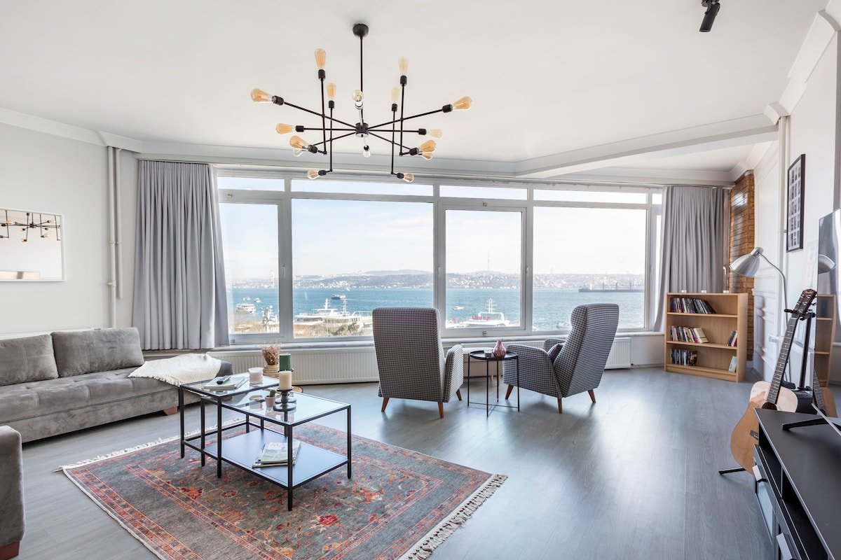EXCLUSIVE SEA VIEW (BOSPHORUS) HOME AT BEYOGLU gallery image 2