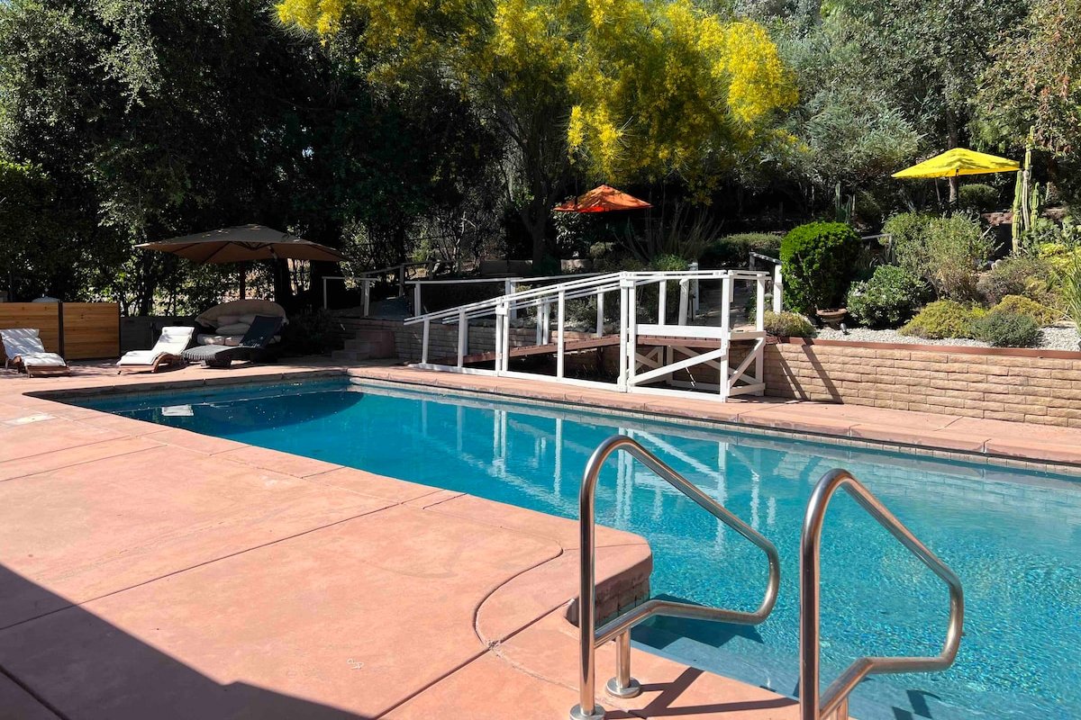 Villa La Reforma – Newly Designed 4BR HOUSE & POOL gallery image 2