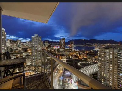 Skyline 2 BR Condo Surreal Mountain & Water View