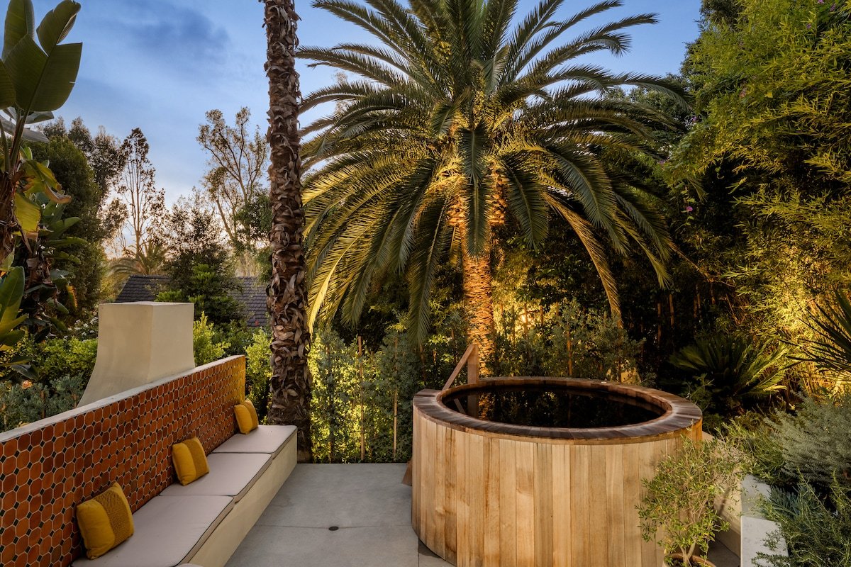 Historic ‘Twenties Villa – Hollywood Hills gallery image 4