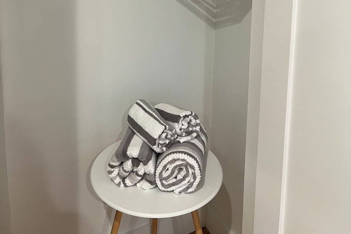 Grand Central Apartment New building elevator gallery image 3