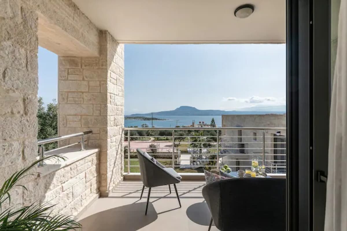 Elios Estate -up to 22 guests with heated pool gallery image 5