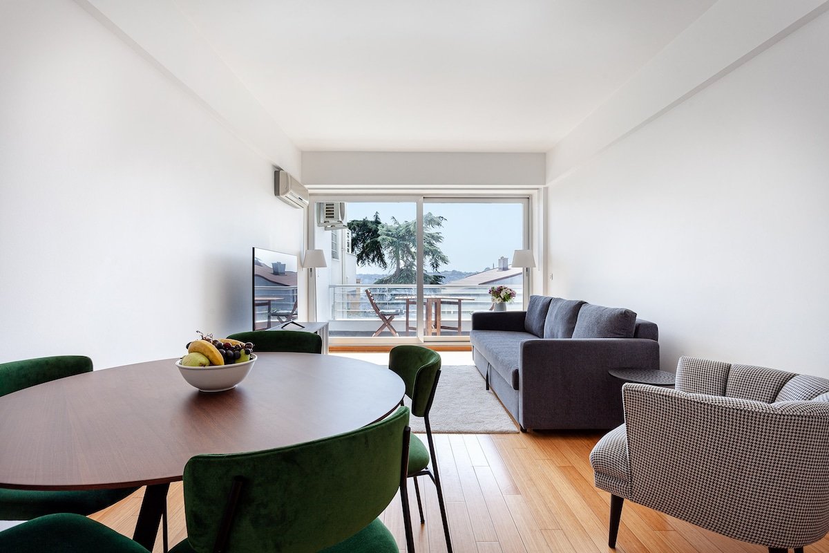 Two Bedroom w. Balcony in Cihangir (S11) gallery image 3