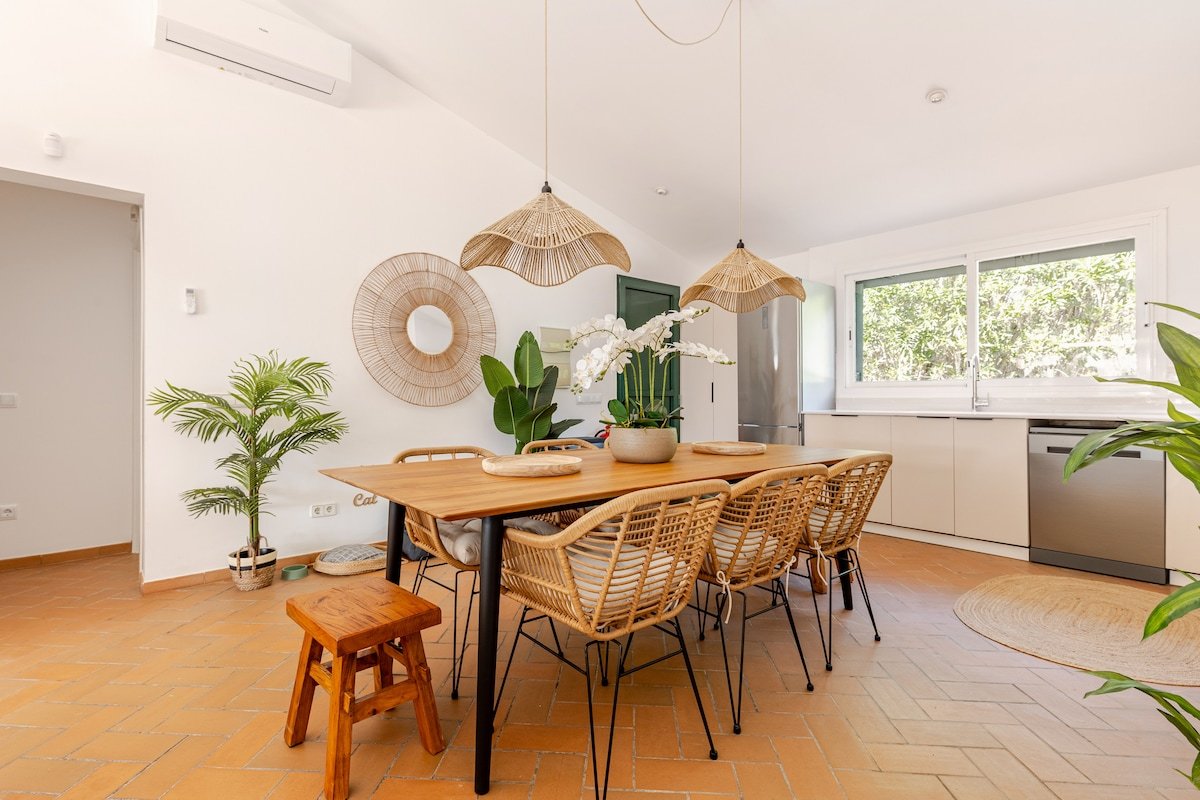 Villa con piscina privada a150m playa de arena gallery image 3