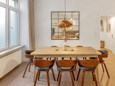 Cosy, Spacious, and Central