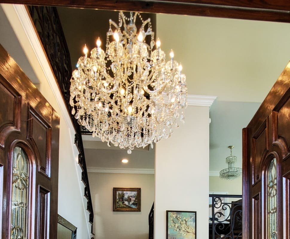 Large Luxurious LA House Central Location gallery image 4