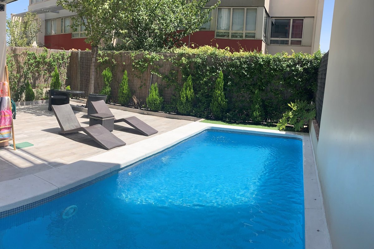 Luxury house with patio, garden and private pool.