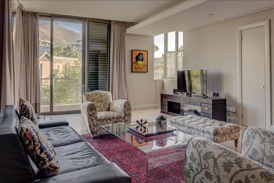 Pembroke 108 Photo 7