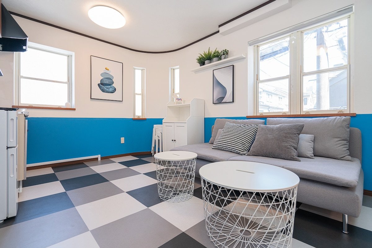 JR Shin-Okubo Station 6 mins walk.Designer’s Apt gallery image 4