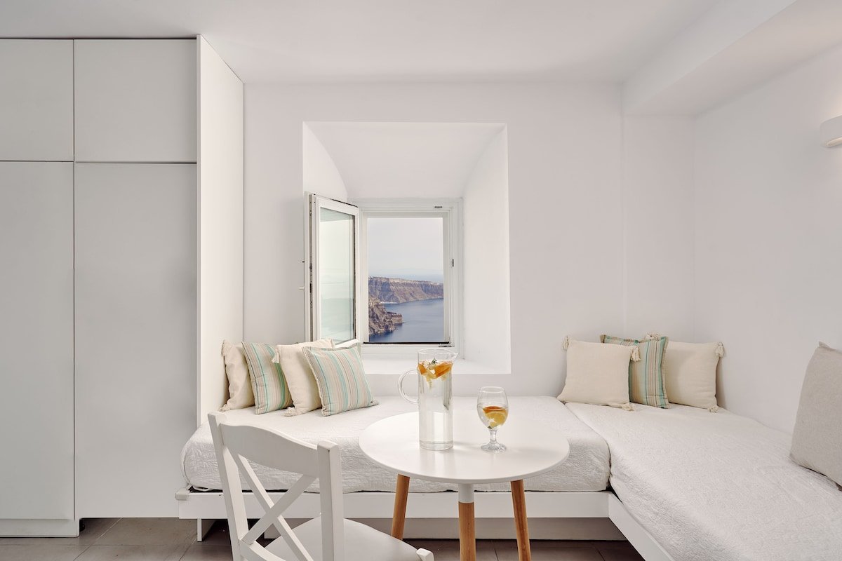 Santorini Mansion Volcano & Sea View up to 17pax gallery image 5