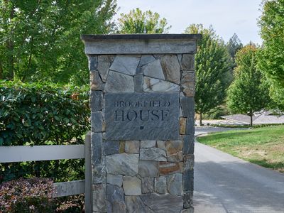 Beautiful Country home on a shared 4 acre parcel