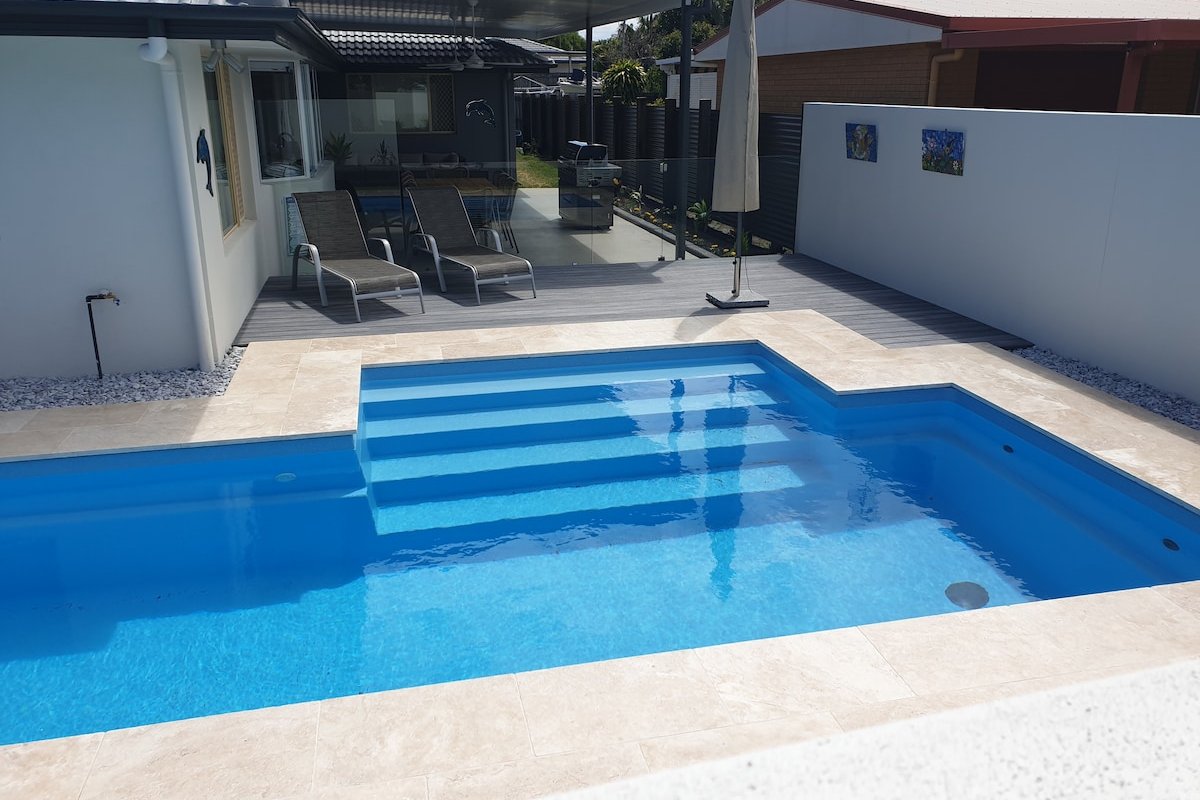 High Tide Golden Beach. Pet friendly gallery image 5