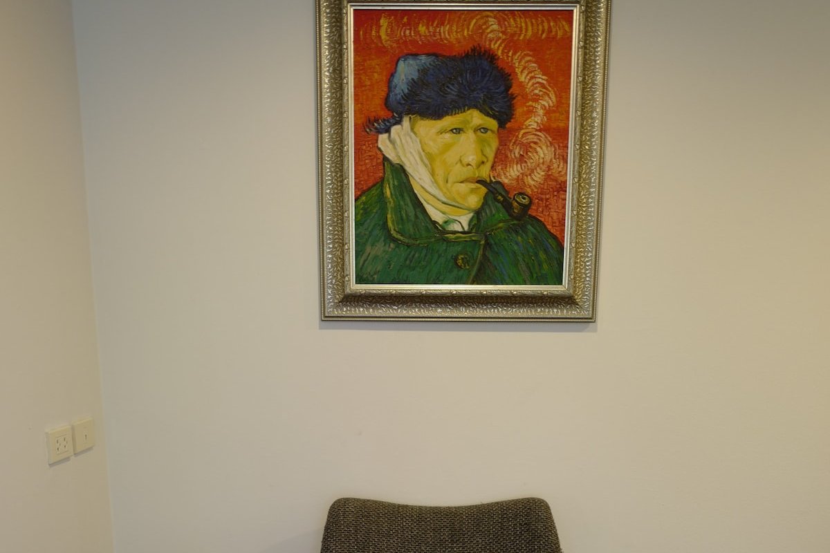 Cozy & Spacious 6BR House Central Bangkok gallery image 3