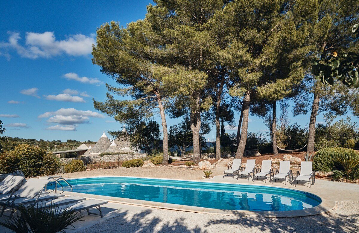 Villa Reginetta with 2 pools and park (10′ Ostuni) gallery image 5