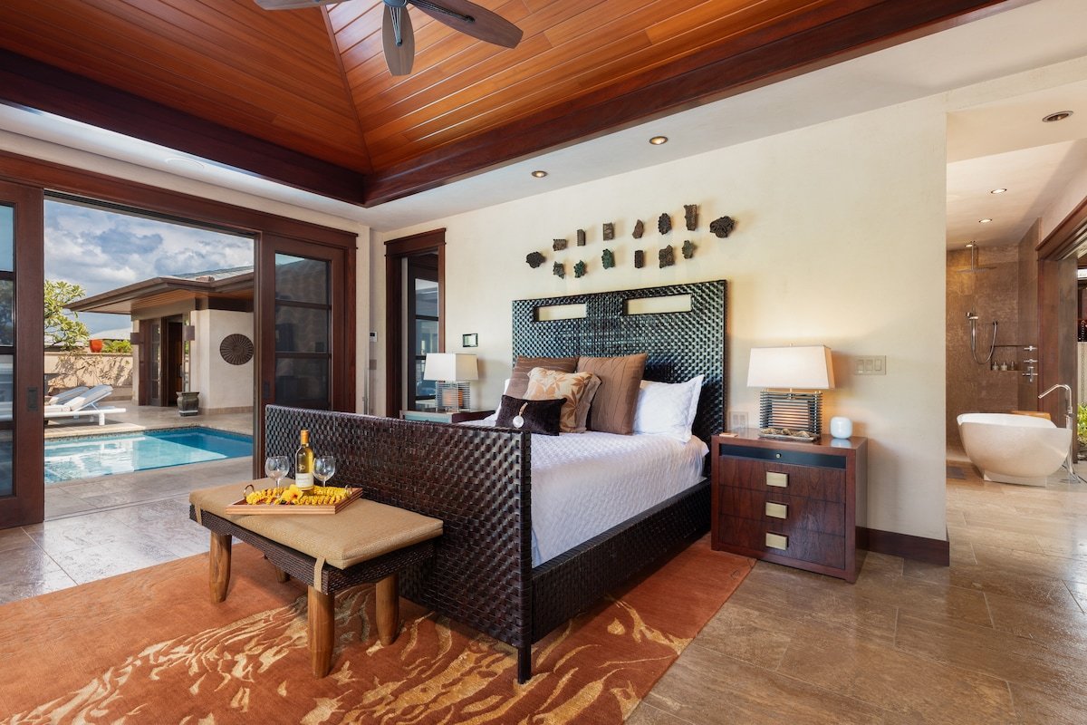 PiH: Nohea Kai ~Relax in Luxury, eBikes, Pool, Spa gallery image 2