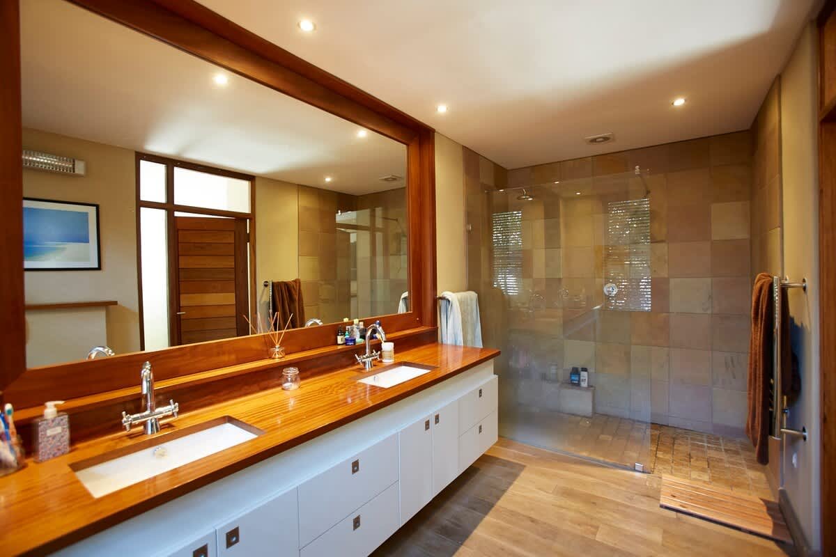 Table Mountain Villa gallery image 5