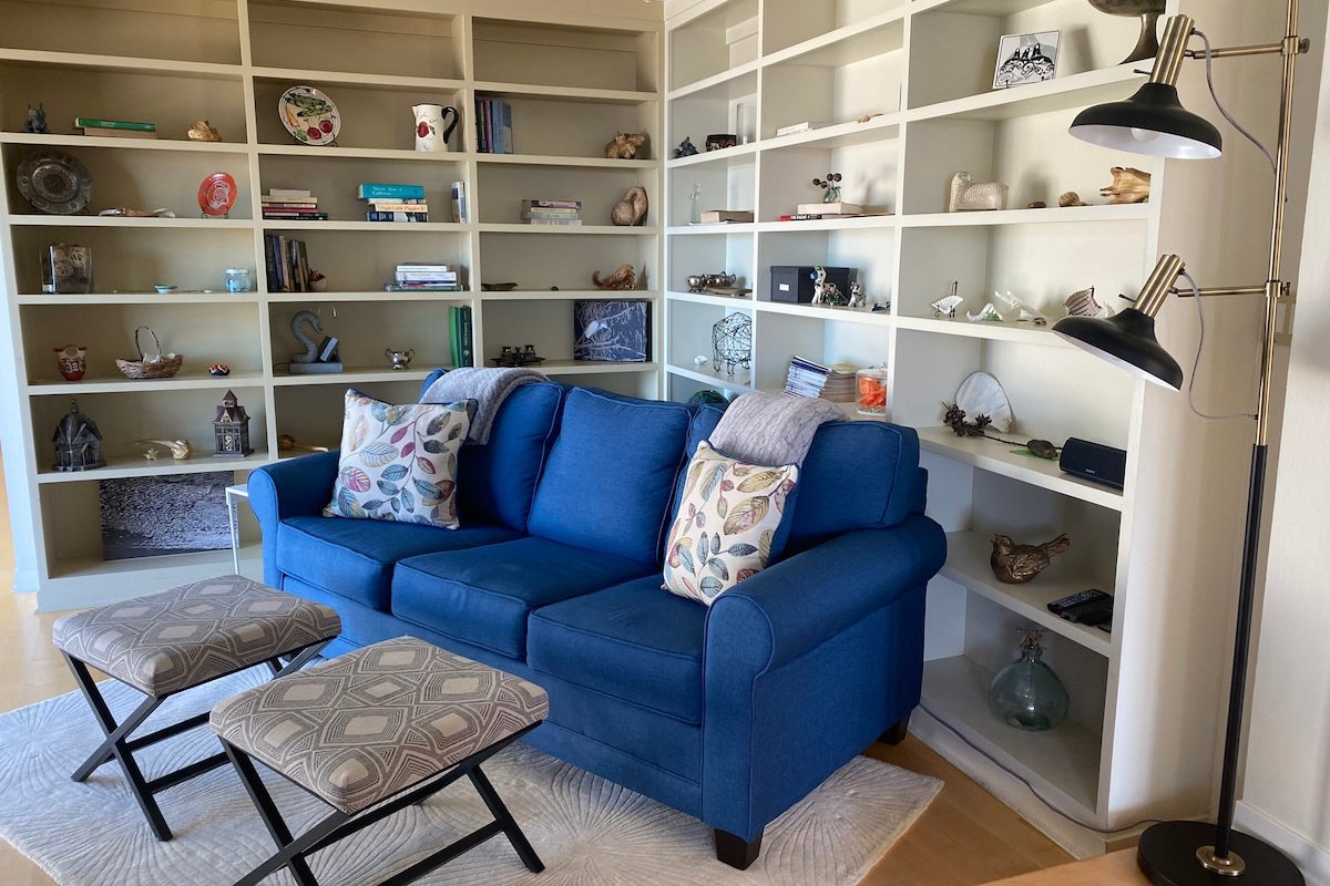 Tranquil Oceanfront Retreat w/ Breathtaking Views gallery image 5