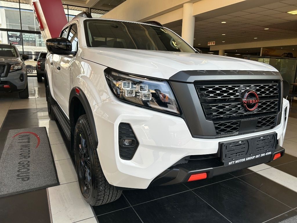 NISSAN NAVARA 2.5DDTI PRO-4X 4X4 A T D C P U for Sale in South Africa