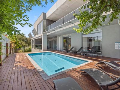 Complete Luxury Escape – Sleeps 30!