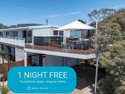 Style In Sorrento – Bay Views, Spa, Snooker, Beach