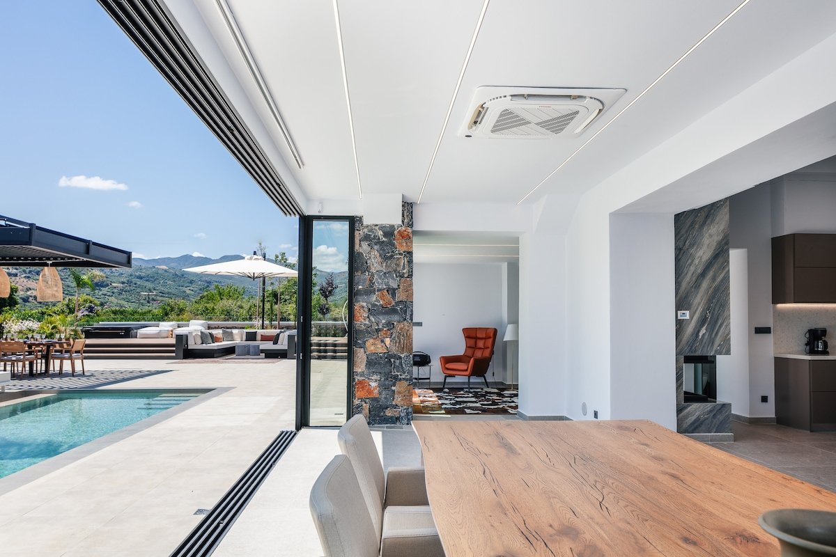 Elegant Villa in Lush Greenery with Pool Spa & Gym gallery image 4