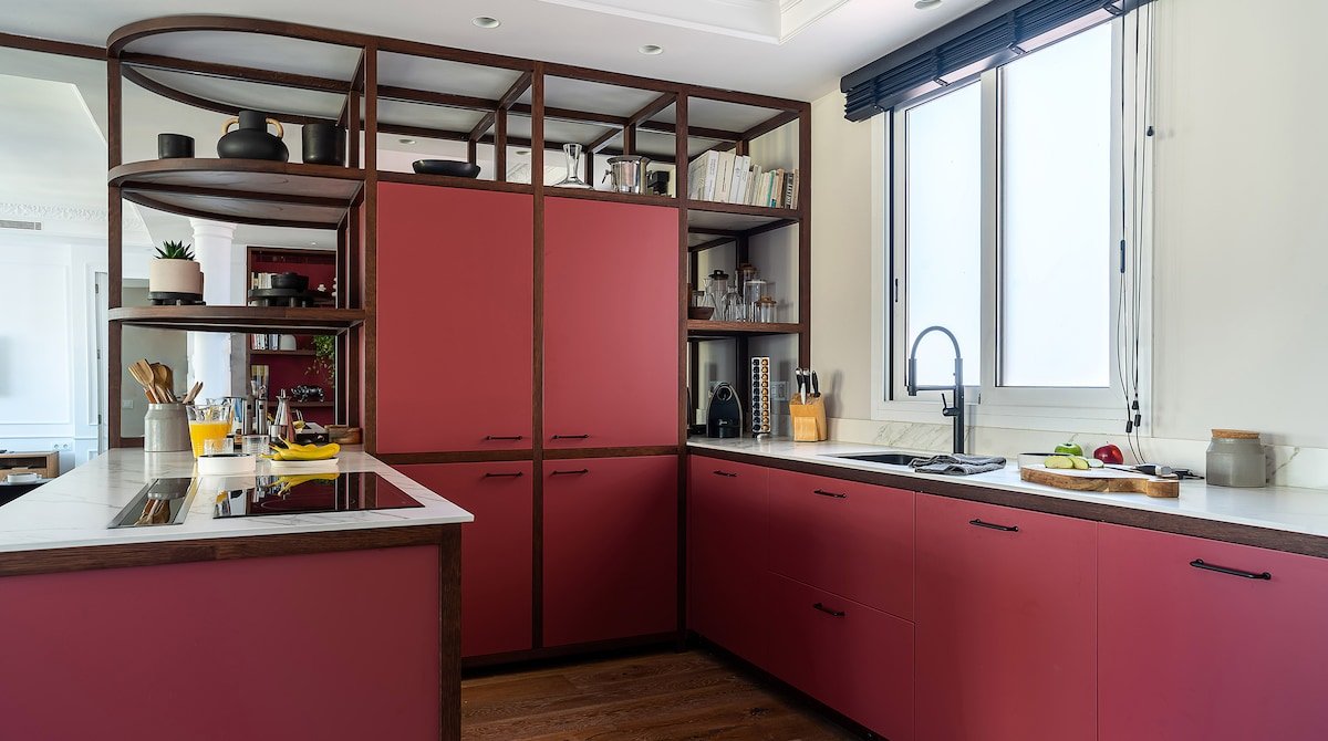 Huge 4 bed/4bathensuite, same block as gaudi house gallery image 5