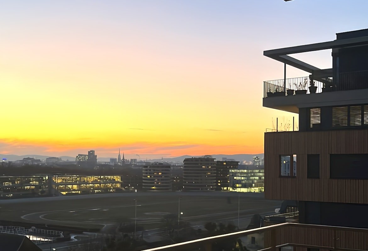 Green Park Apartment gallery image 3