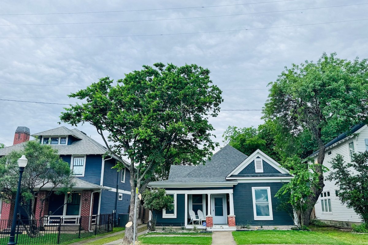 MagnoliaBase Bungalow @ Fairmount, EV Dog Friendly gallery image 2