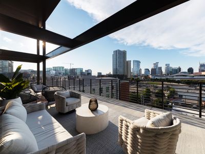 Pie Town Penthouse | Iconic Views Near Broadway
